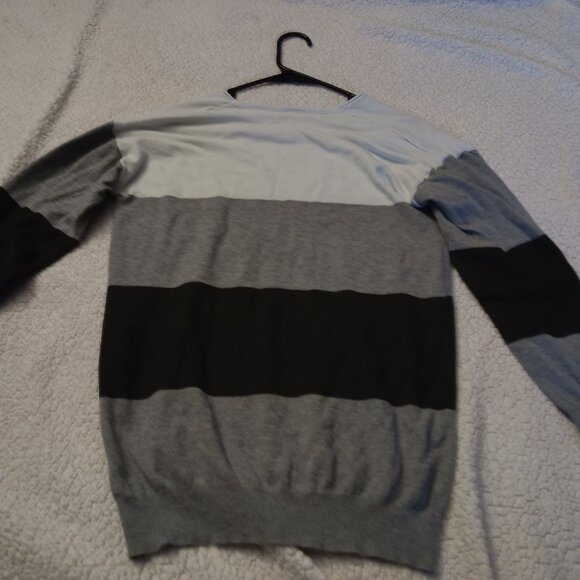 4 PACK Shein Shirts Bundle - Picture 7 of 10